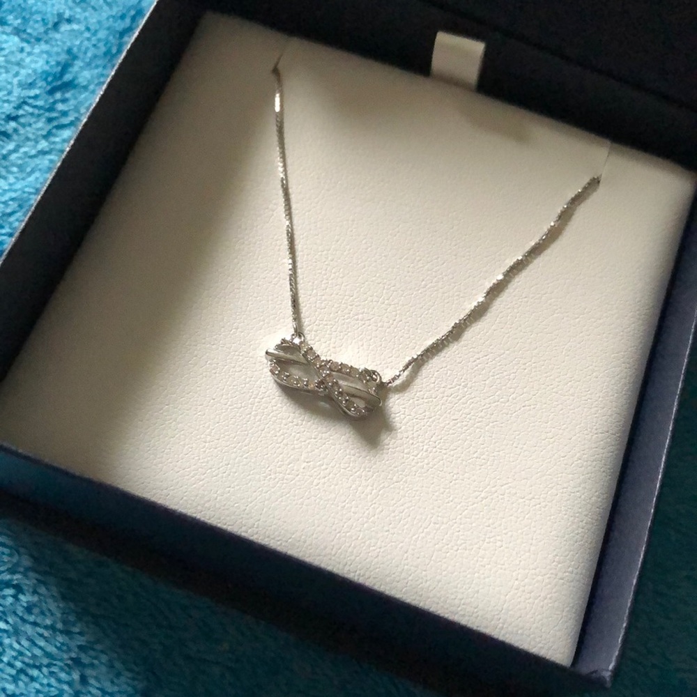 Sterling Silver InfInity Necklace